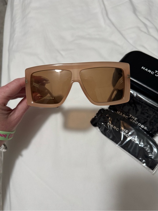 Marc Jacobs MJ1061/S sunglasses featuring a nude tan acetate frame & brown lense main image 6